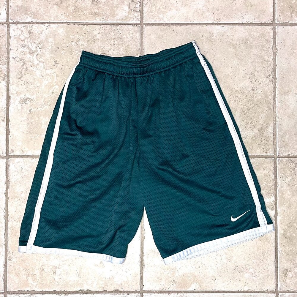 NIKE  FIT DRY ~ Basketball shorts ~ Forest Green with White detailing ~ Small